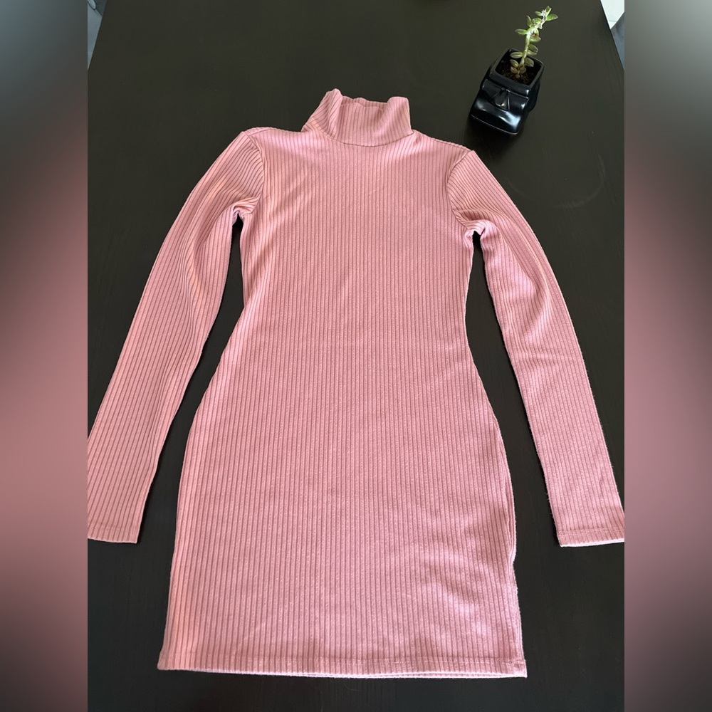Urban Outfitters Dusty Pink Ribbed Knit
